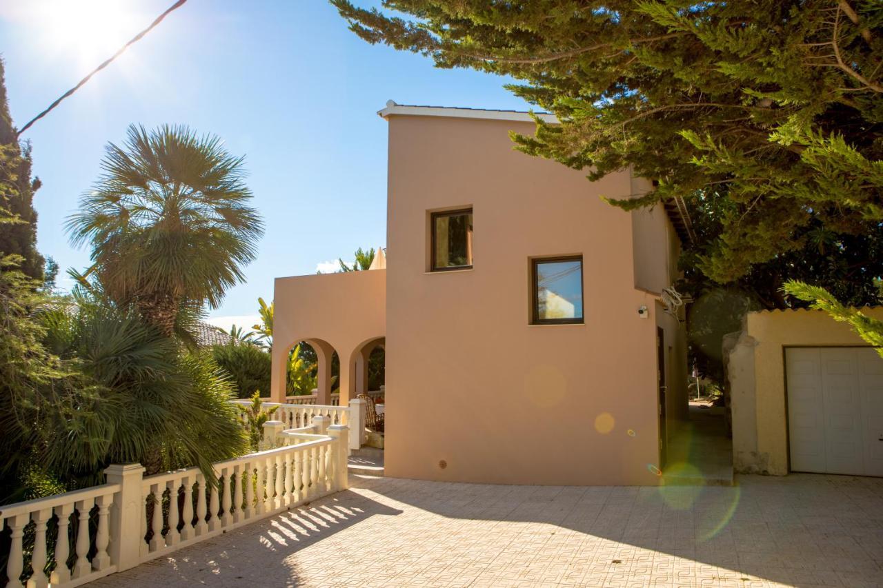 La Amistad Apartamento En Chalet Con Piscina Compartida كاليبي المظهر الخارجي الصورة