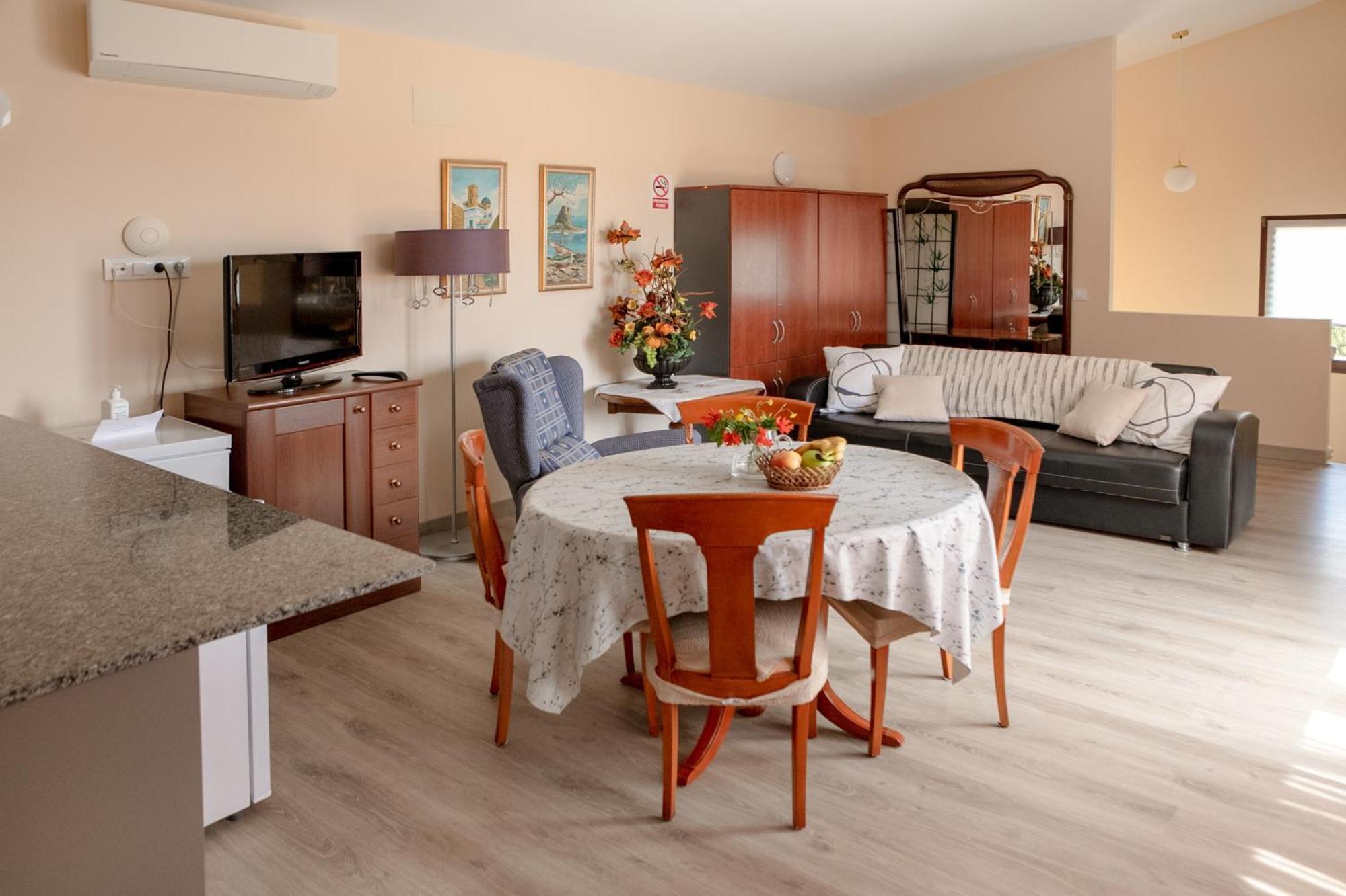 La Amistad Apartamento En Chalet Con Piscina Compartida كاليبي المظهر الخارجي الصورة