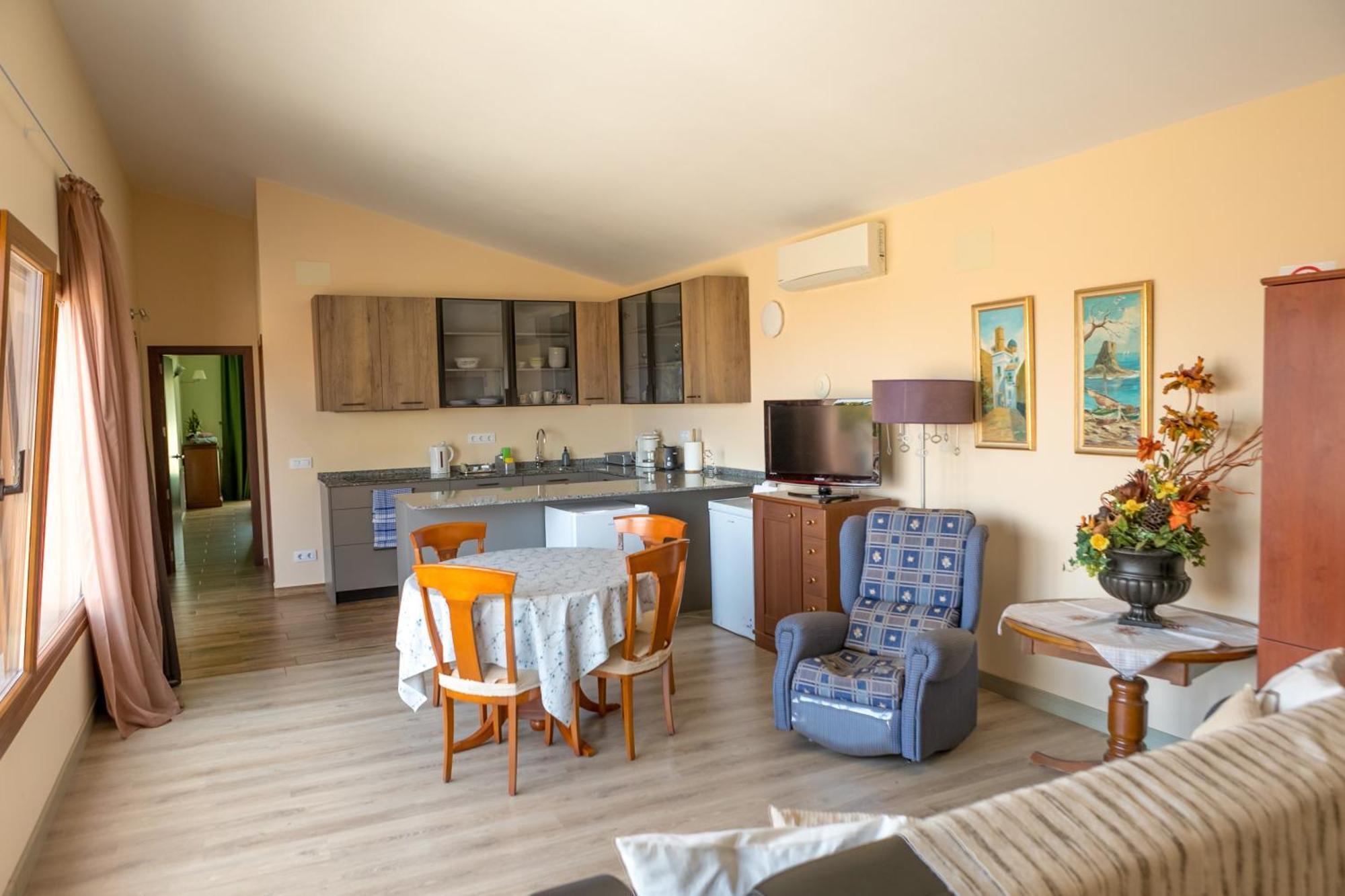 La Amistad Apartamento En Chalet Con Piscina Compartida كاليبي المظهر الخارجي الصورة